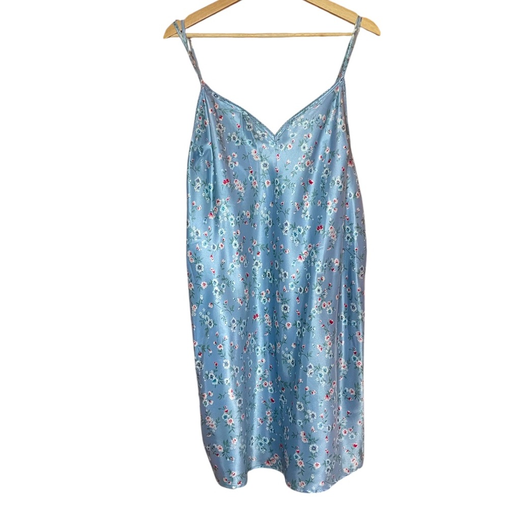 VTG_Morgan Taylor_Floral Blue Satin Nightgown_1X